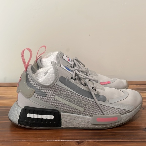 adidas Originals X NASA NMD R1 Spectoo Sneaker Grey Rose Pink Womens Size 6.5 - Picture 6 of 12
